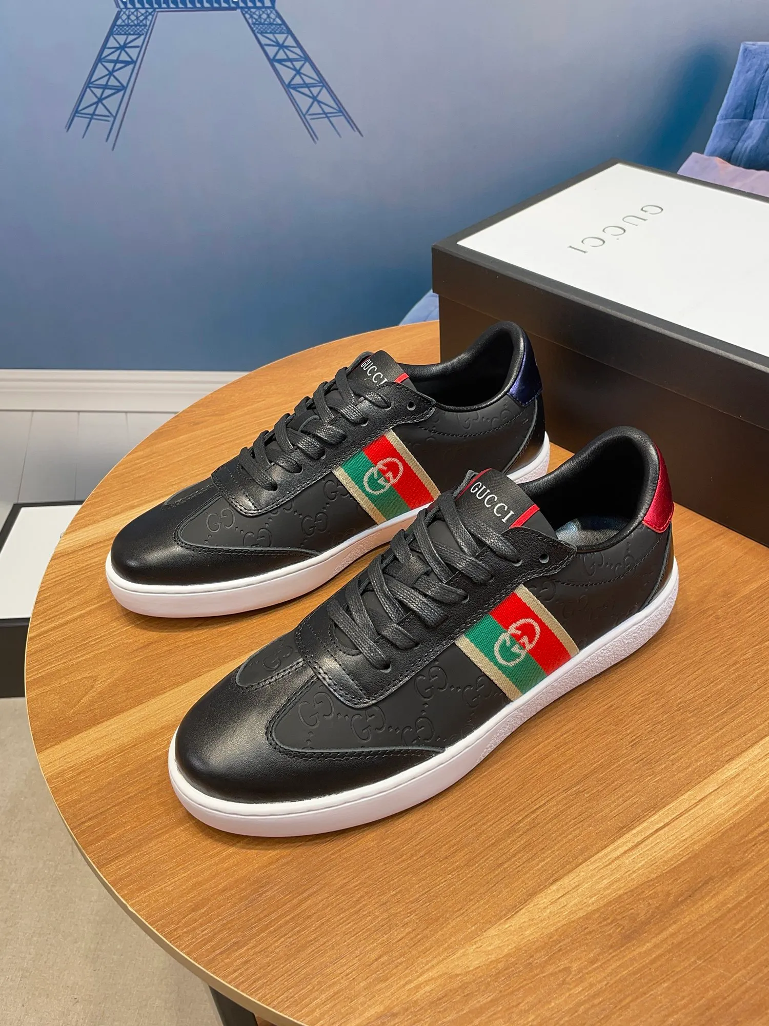 Factory price: 400💰New model is here again! [Gucci Sports Men's Shoes] Gucci fashionable casual men's shoes🇨🇳Original 1:1 mold, new model debuts first💯Not high-profile but avant-garde, simple, low-key and fashionable, super versatile style🌿Made of first-layer cowhide➕Sheepskin lining🎋The version is comfortable on the feet, first-class workmanship🍍Size 38-44, (customized 45)